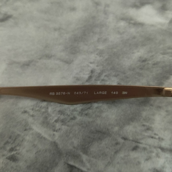 Ray-Ban Clubmasters - Picture 6 of 11